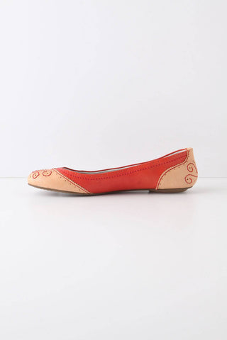 Bold-Tone Spectators